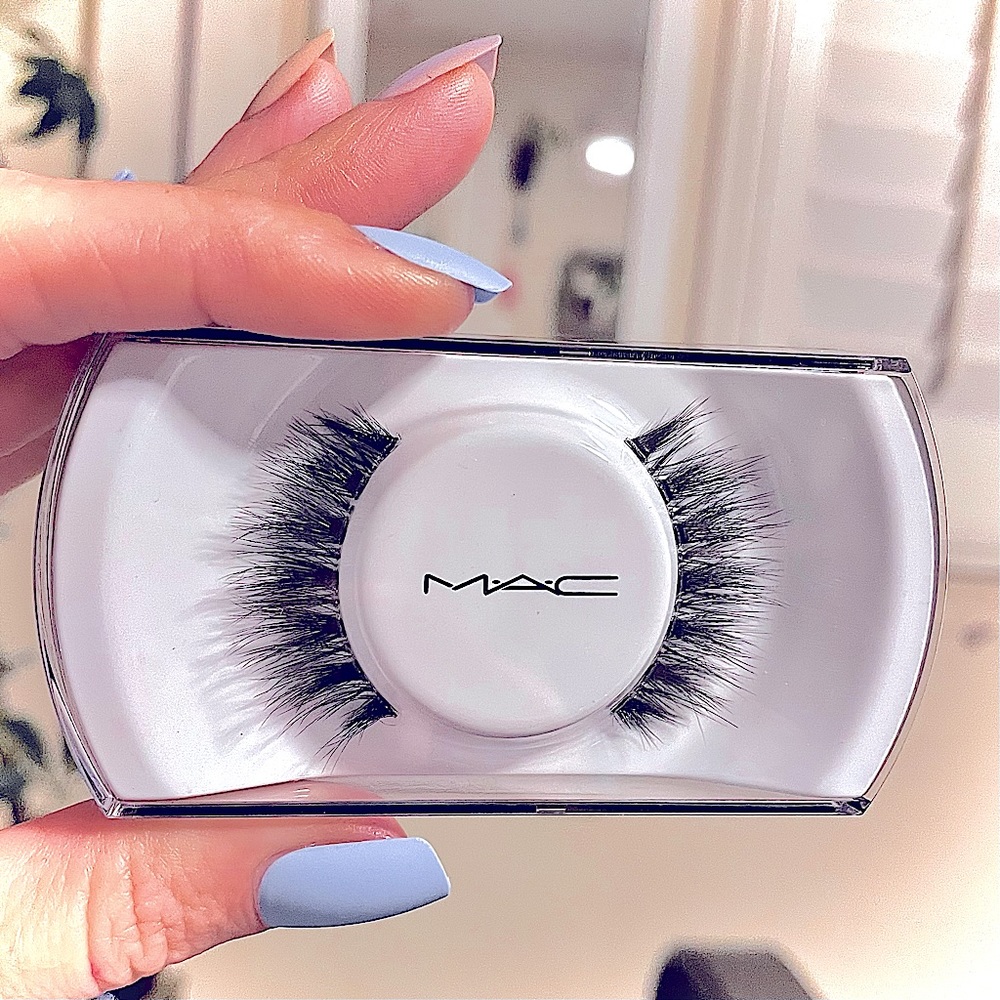 MAC 🚨 SIREN LASH ✨ brand new & never opened